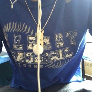 Meet your Posher, Ari